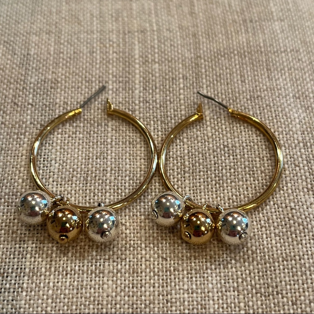 🌺 3 for $10 Earrings 🌺